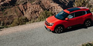 Beitragsbild des Blogbeitrags Speed-Date mit dem Citroën C5 Aircross in Marrakesch!