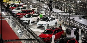 Beitragsbild des Blogbeitrags Unsere besten Fotos & das Video der Vienna Autoshow 2019!