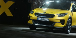 Beitragsbild des Blogbeitrags Wir cruisen mit dem KIA XCeed durch Berlin! 