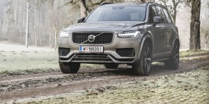 Beitragsbild des Blogbeitrags Der 2020 Volvo XC90 T8 AWD R-Design im Test! 