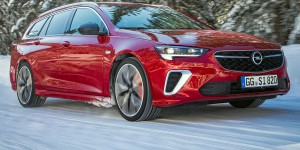 Beitragsbild des Blogbeitrags So günstig startet das Opel Insignia Facelift!