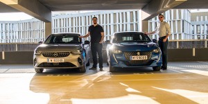 Beitragsbild des Blogbeitrags Vergleichs-Test: Opel Corsa vs. Peugeot 208 