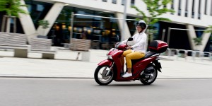 Beitragsbild des Blogbeitrags 2020 Honda SH125i ABS mit SMART Box im Test!