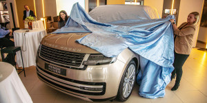 Beitragsbild des Blogbeitrags Österreich-Premiere des neuen Land Rover Range Rover!