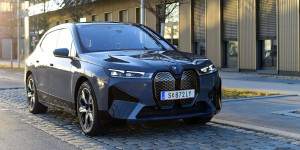 Beitragsbild des Blogbeitrags Der gigantische BMW iX xDrive40 im Test!