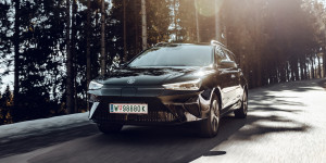 Beitragsbild des Blogbeitrags Österreich-Premiere des 1. Elektro-Kombi MG MG5 Electric!