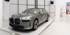 Beitragsbild des Blogbeitrags BMW i7: Himmel, Arsch & Nieren!