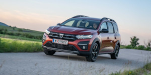 Beitragsbild des Blogbeitrags Der Dacia Jogger Extreme TCE 110 im Test!