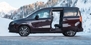 Beitragsbild des Blogbeitrags Die 2023 Mercedes-Benz T-Klasse 180 d im Test!