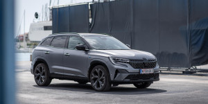 Beitragsbild des Blogbeitrags Der 2023 Renault Austral Iconic Esprit Alpine E-Tech Full Hybrid 200 im Test! 