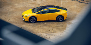 Beitragsbild des Blogbeitrags Der 2024 Toyota Prius Plug-in-Hybrid Advanced im Test! 