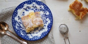 Beitragsbild des Blogbeitrags Übergossener Ananaskuchen | von magischen Vorratsschränken. 