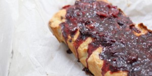 Beitragsbild des Blogbeitrags Raffaellokuchen mit Himbeeren | ich tu so als ob ich nicht müsste. 