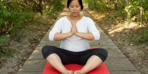 Beitragsbild des Blogbeitrags Schwangerschaft– Bewegung, Sport und Yoga