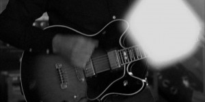 Beitragsbild des Blogbeitrags Die Ballade vom stinkenden Abwasserkanal: Timber Timbre – Sewer Blues.