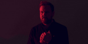 Beitragsbild des Blogbeitrags Loney Dear – Trifles 