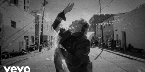 Beitragsbild des Blogbeitrags Arcade Fire – The Lightning I, II 
