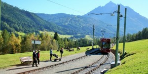 Beitragsbild des Blogbeitrags Charmant Natur erleben mit der Stubaitalbahn 