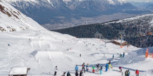 Beitragsbild des Blogbeitrags “Golden Roof Park”: Innsbrucks newest snowpark