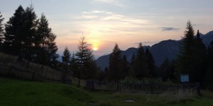 Beitragsbild des Blogbeitrags Notte in vetta: al rifugio in famiglia 