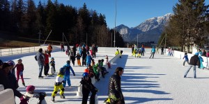 Beitragsbild des Blogbeitrags Pattinare sul ghiaccio a Innsbruck