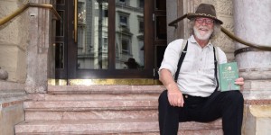 Beitragsbild des Blogbeitrags Ein Mann und 50 Juwelen