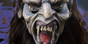 Beitragsbild des Blogbeitrags Krampus Unmasked: Wood Carver Norbert Danler