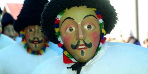 Beitragsbild des Blogbeitrags Axamer Wampelerreiten 