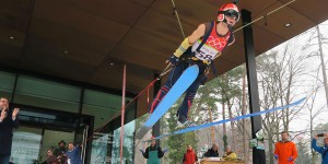 Beitragsbild des Blogbeitrags Ski Jumping and Climbing Legends Leap for Art at Innsbruck Bergisel