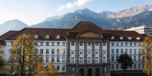 Beitragsbild des Blogbeitrags Frau Hitt und die 19 Fragen 