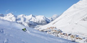 Beitragsbild des Blogbeitrags Skiurlaub 2020 auf 2020 Metern! 