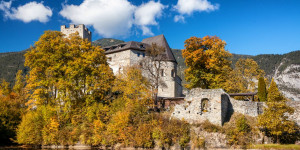 Beitragsbild des Blogbeitrags Herbstwanderung zur Burg Petersberg 