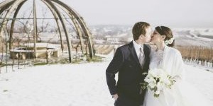 Beitragsbild des Blogbeitrags Sigrid & Christians Winterhochzeit in Oggau 