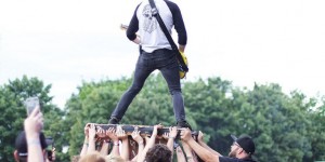 Beitragsbild des Blogbeitrags hosted by katrin | konzert: itchy, donots, monster magnet, in extremo, deichkind @ rock in vienna | 04.06.2017