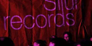 Beitragsbild des Blogbeitrags konzert #29: mile me deaf, dives, aivery @ 13 jahre siluh records im flex | 23.03.2018