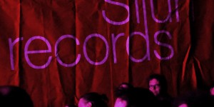 Beitragsbild des Blogbeitrags konzert #29: mile me deaf, dives, aivery @ 13 jahre siluh records im flex | 23.03.2018 