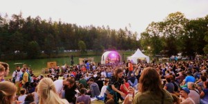 Beitragsbild des Blogbeitrags konzert #69: paul plut, fenne lily, dan croll, the naked and famous, farewell dear ghost, luke sital-singh, son lux @ acoustic lakeside festival | 21.07.2018