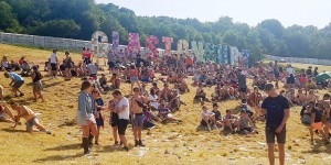 Beitragsbild des Blogbeitrags konzert #50: swimming girls, ferris & sylvester, johnny lloyd, frank turner, jon hopkins @ glastonbury festival in england | 27.06.2019