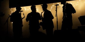 Beitragsbild des Blogbeitrags konzert #66: marie spaemann, schmusechor, yasmo & die klangkantine @ sofar sounds vienna im ankersaal | 09.09.2019