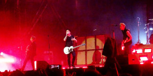 Beitragsbild des Blogbeitrags konzert #31: weezer, fall out boy, green day @ ernst happel stadion | 19.06.2022