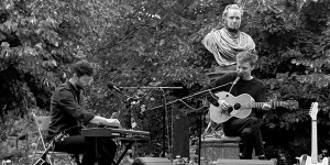 Beitragsbild des Blogbeitrags konzert #37: doppelfinger @ musik am fluss stadtpark | 07.07.2022 