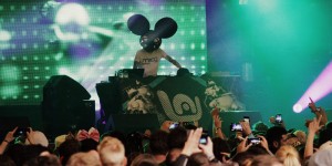 Beitragsbild des Blogbeitrags konzert #67: deadmau5, 2raumwohnung dj set, the glitch mob, netsky @ urban art forms festival in wiesen | 20.06.2015