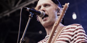 Beitragsbild des Blogbeitrags konzert #82: schmutzki, beatsteaks, karaoke bash feat. arnim teutoburg-weiß @ arena open air | 14.08.2015 