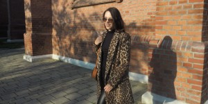 Beitragsbild des Blogbeitrags Leo-Print kombinieren: One Trend – Different Styles