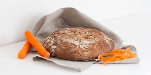 Beitragsbild des Blogbeitrags Karottenbrot 