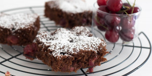 Beitragsbild des Blogbeitrags Kirsch-Schokokuchen