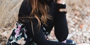 Beitragsbild des Blogbeitrags How to Wear: Sommerkleid im Winter tragen #2 