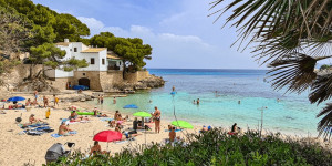 Beitragsbild des Blogbeitrags Cala Gat Mallorca: Idyllische Badebucht in Cala Ratjada 