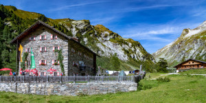 Beitragsbild des Blogbeitrags Kalser Tauernhaus: Übernachten & Wanderung