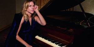 Beitragsbild des Blogbeitrags DIANA KRALL live am 11.07.2024 bei Klassik am Dom in Linz 